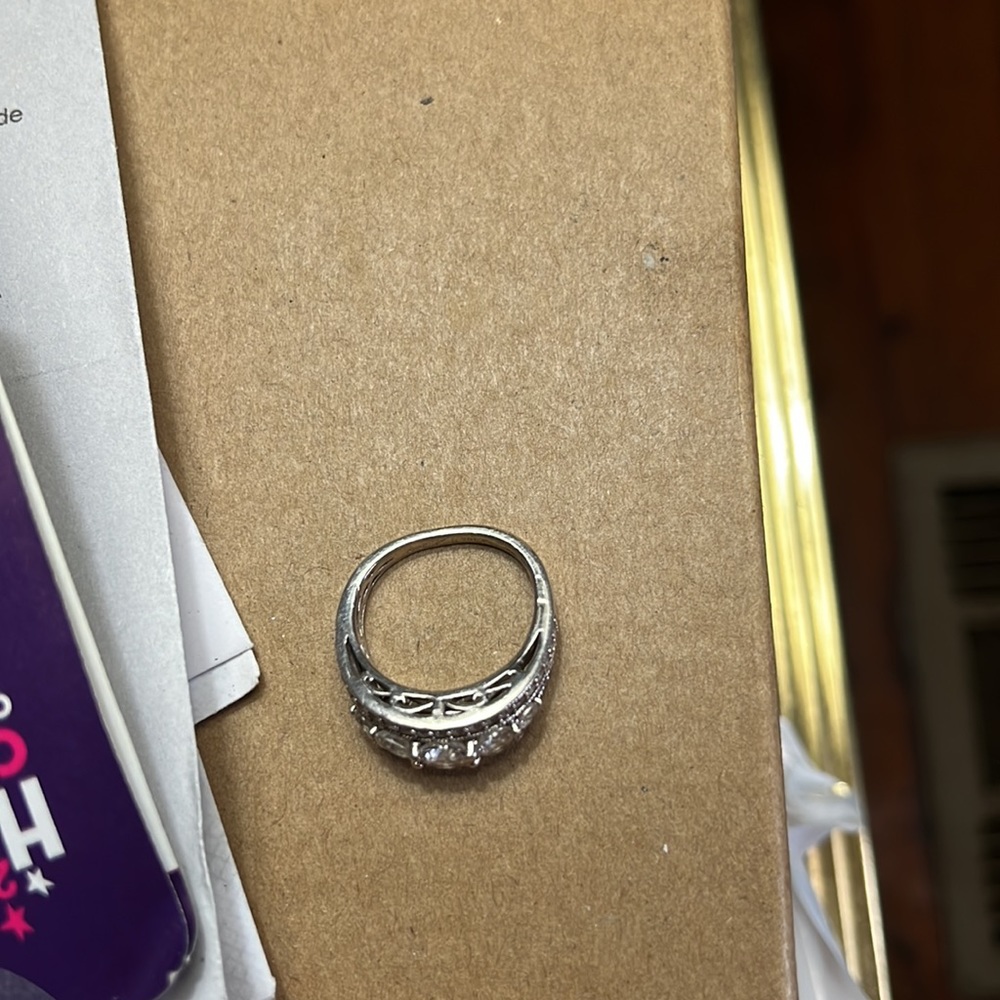 Silver ring - Picture 3 of 4